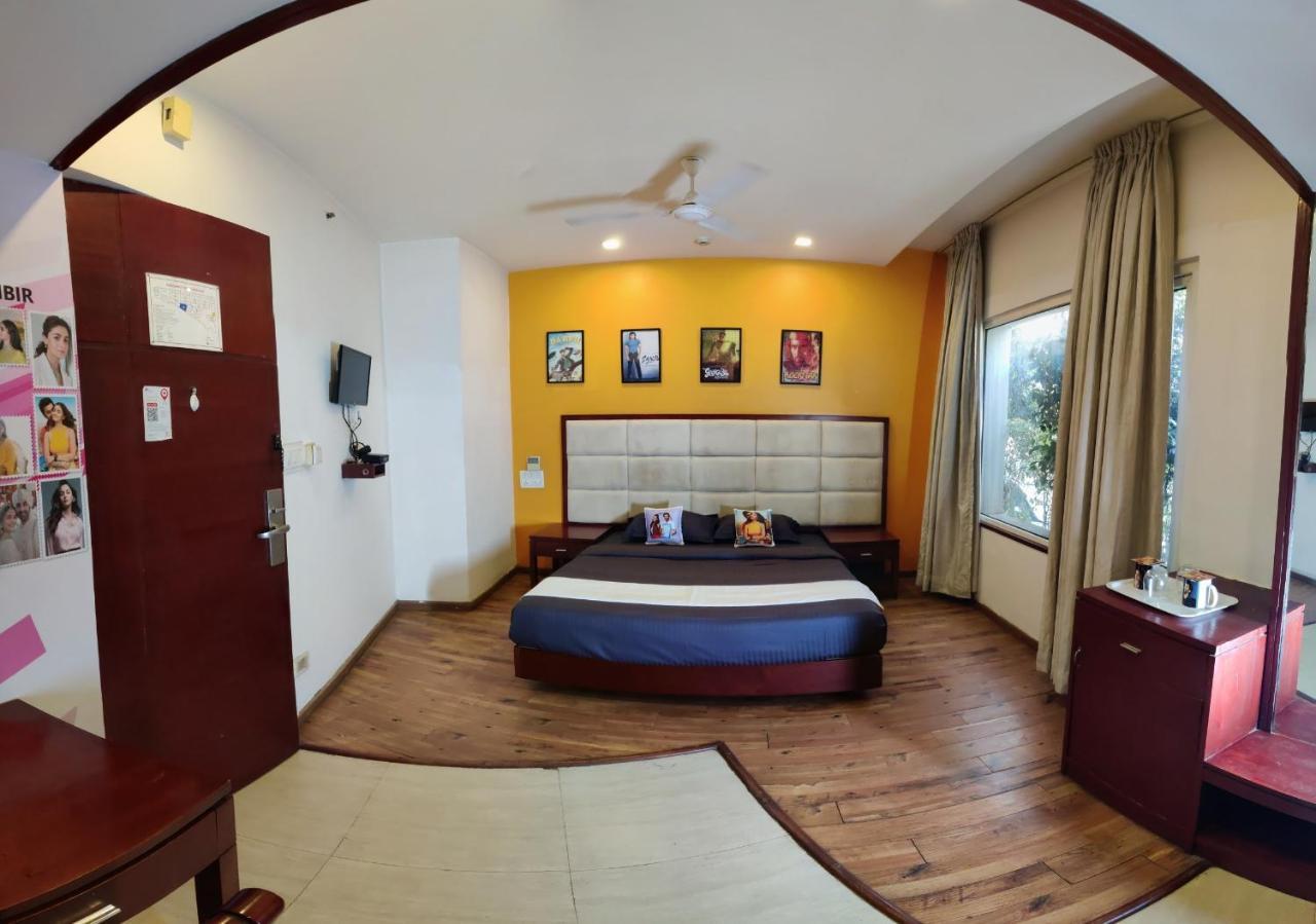 C Suites - Lotus Park Bangalore Exterior photo